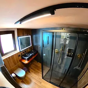 https://casa-nel-centro-storico.it-tuscanyhotel.com