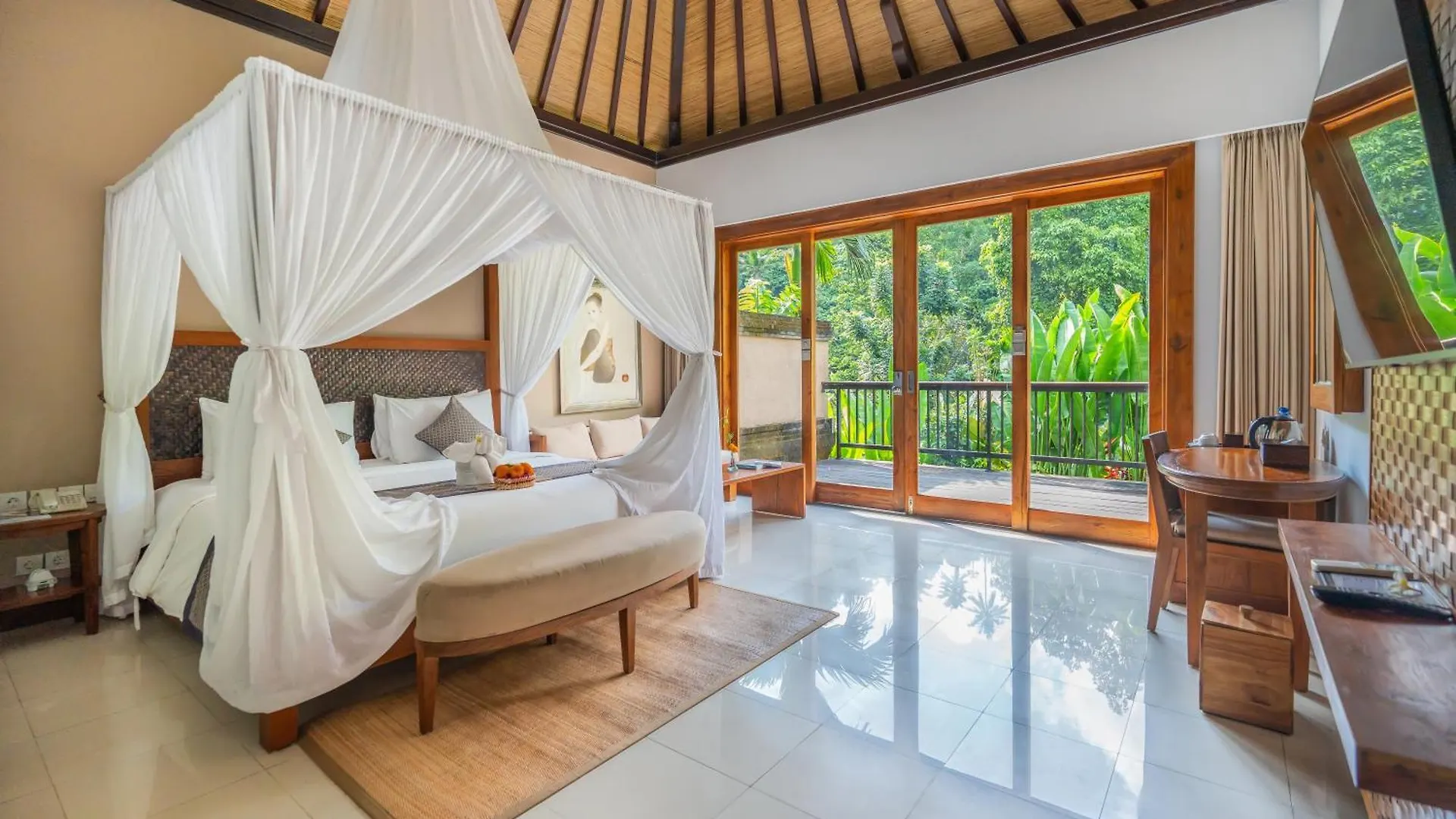 The Lokha Ubud Resort, Villas & Spa 5*, Ubud (Bali)